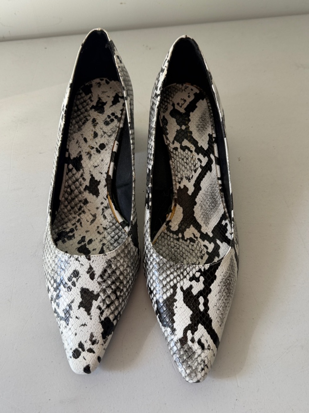 Zara Pointed Toe Women's Pumps in Black and White Snake Print